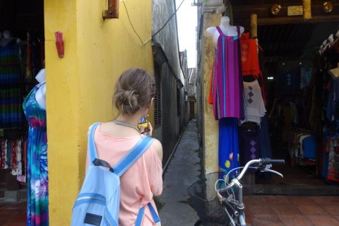 休日の過ごし方を教えてください。